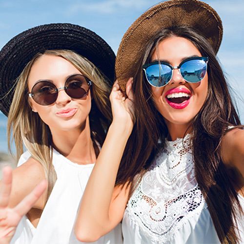 2024 de dolabınızda olmazsa olmaz güneş gözlüğü marka ve modelleri