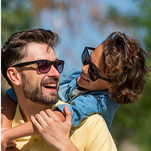 Tarz sahibi babalar için güneş gözlüğü modelleri 346